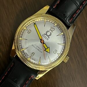Classic Mens Titus Wristwatch